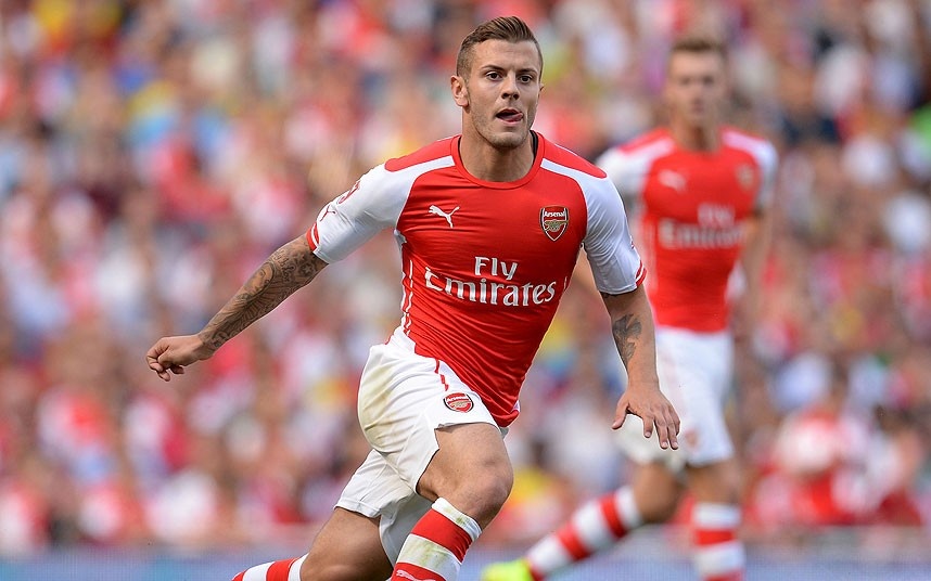 Wilshere vẫn được đảm bảo vị trí bất chấp những scandal ồn ào hè vừa qua như tiệc tùng và hút thuốc tại Las Vegas. Sau đó ngôi sao người Anh bày tỏ sự hối lỗi và hứa không tái diễn điều đó. Tuy nhiên, muốn chứng minh mình đã trưởng thành, Wilshere cần phải cho thấy sự nghiệp là trên hết. Nói về cậu học trò người Anh, HLV Wenger cho biết: “Đây là mùa giải lớn đối với Wilshere, bởi cậu ấy đang đạt phong độ tốt nhất trong 3 năm trở lại đây”.