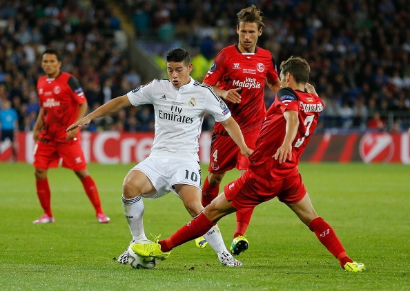 Quá thuyết phục trước màn trình diễn của James Rodriguez tại World Cup 2014, Real không ngừng thuyết phục Monaco bán lại ngôi sao 23 tuổi. Những nỗ lực của Los Blancos cuối cùng cũng được đền đáp sau khi họ trả 80 triệu euro cho CLB Công quốc. Giới chuyên môn đánh giá Real chơi trội trong vụ này, bởi giá thực tế của James chỉ tầm 60 triệu euro.