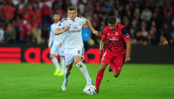 Ancelotti khong ngot loi khen ngoi Kroos hinh anh