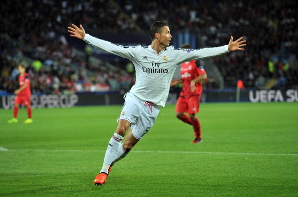 Ronaldo tỏa sáng rực rỡ khi lập cú đúp giúp Real giành Siêu cúp châu Âu. Ảnh: Getty Images.