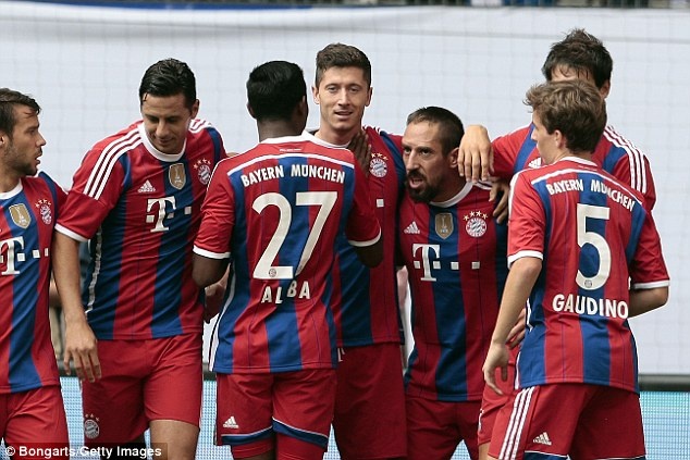 Manuel Neuer (21,4); Rafinha de Souza (5), Jerome Boateng (12), Dante (4), Bernat (8,8); Thiago Alcantara (22), Javi Martinez (35,2); Arjen Robben (22), Franck Ribery (22), Xherdan Shaqiri (10,3); Mario Goetze (32,5).