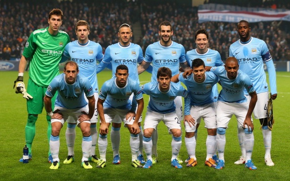 Willy Caballero (6); Pablo Zabaleta (6,5), Eliaquim Mangala (32), Matija Nastasic (12), Aleksandr Kolarov (16); James Milner (26), Yaya Toure (24), Fernandinho (30), David Silva (24); Edin Dzeko (27), Sergio Aguero (38).