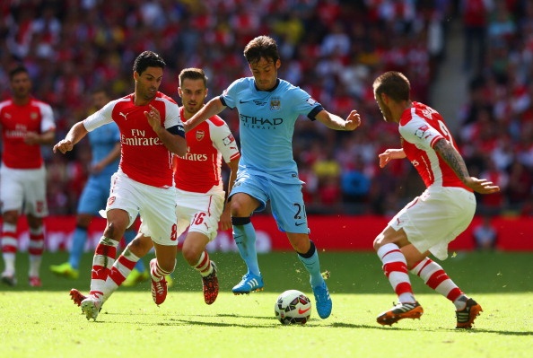 Màn trình diễn của David Silva tại World Cup 2014 là khá tệ. Do vậy, người hâm mộ Man xanh muốn tuyển thủ Tây Ban Nha chứng tỏ đó chỉ là giai đoạn sa sút nhất thời. Với sự nhanh nhẹn, tốc độ kỹ thuật cá nhân điêu luyện cùng khả năng xử lý bóng trong phạm vi hẹp cực tốt, cựu ngôi sao Valencia được kỳ vọng sẽ gây dựng lại tên tuổi ở mùa 2014/15.