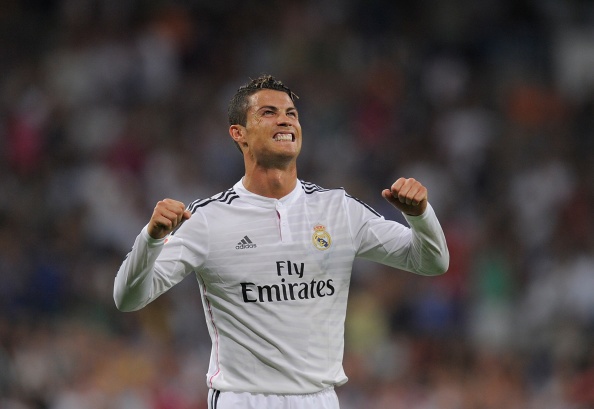 Real 2-0 Cordoba: Ronaldo giai toa con khat ban thang hinh anh
