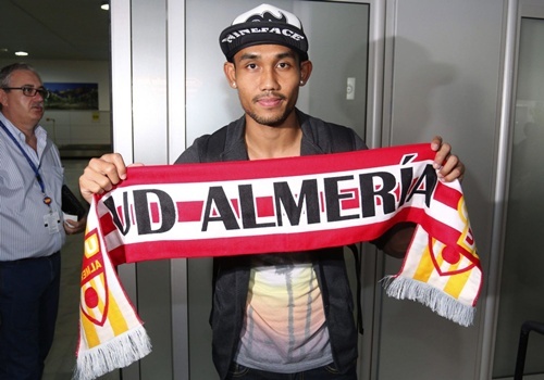 Dangda tro thanh cau thu DNA dau tien ra san tai La Liga hinh anh