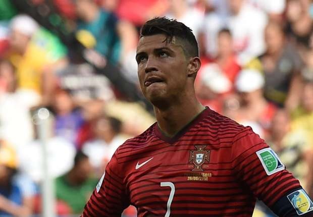 Ronaldo bat ngo bi loai khoi doi tuyen Bo Dao Nha hinh anh