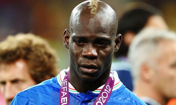 Diem tin 31/8: Conte loai Balotelli khoi tuyen Y hinh anh