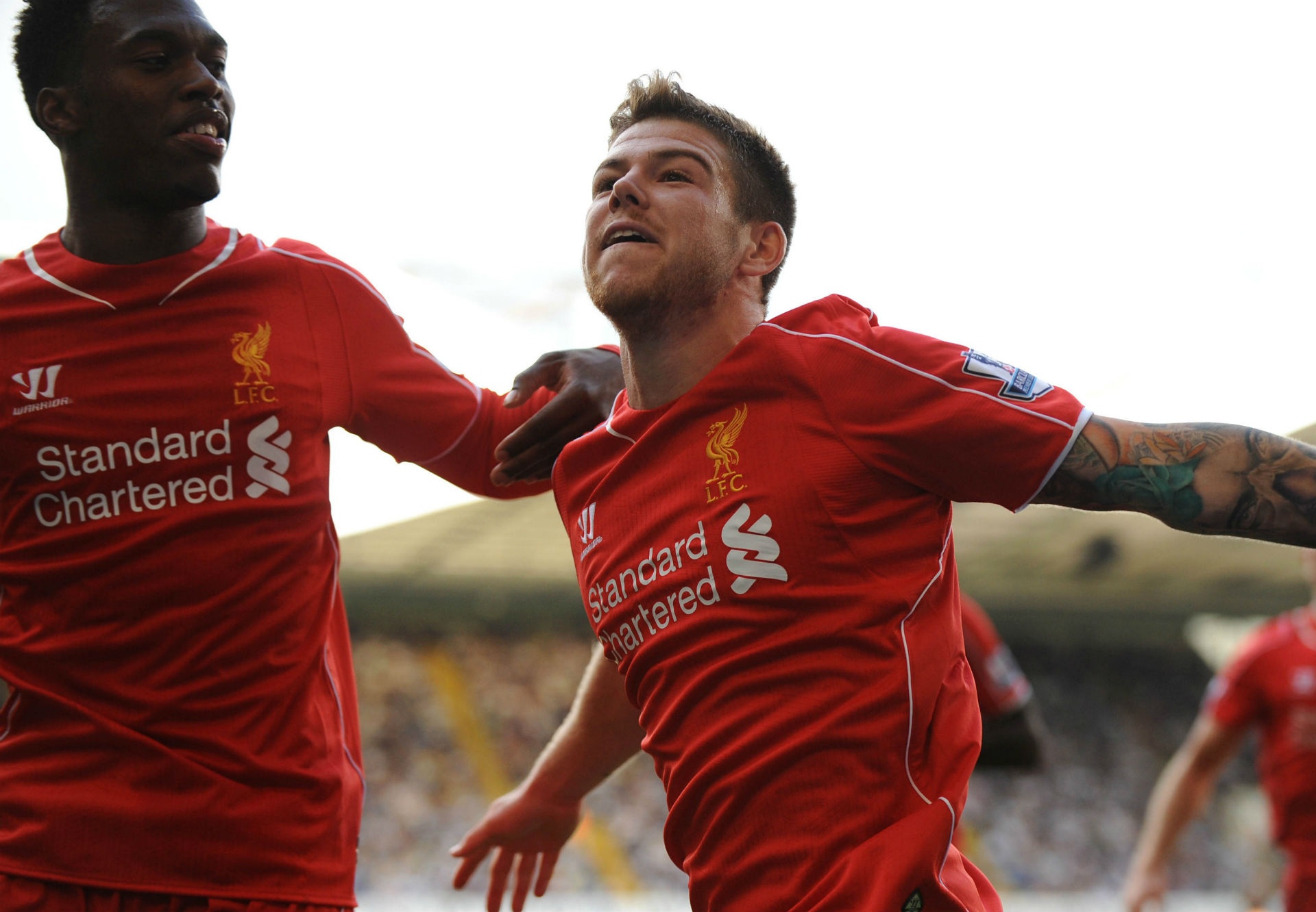 Moreno là một trong những nhân tố then chốt giúp Sevilla đăng quang chức vô địch Europa League mùa trước. Chính vì thế ngôi sao người Tây Ban Nha nhận được một số lời đề nghị hấp dẫn từ các CLB lớn. Liverpool là đội chiến thắng trong thương vụ này khi bỏ ra 15 triệu euro để thuyết phục Sevilla nhả người.