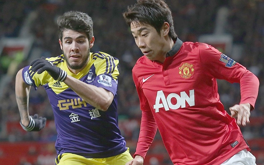 Kể từ khi gia nhập M.U năm 2012 với giá 17 triệu bảng, Kagawa đều không đáp ứng được cả về thể lực cũng như tinh thần thi đấu. Do vậy, trong những ngày cuối kỳ chuyển nhượng vừa qua, ngôi sao người Nhật Bản bị đẩy ngược trở lại Dortmund theo BHĐ hạn 4 năm.