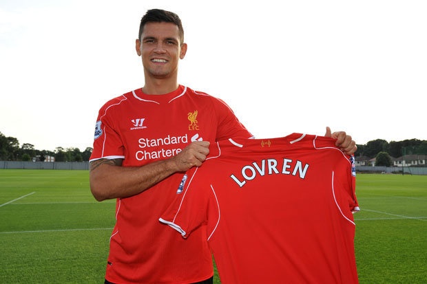 Sau màn trình diễn ấn tượng ở World Cup 2014, Lovren đã lập tức lọt vào mắt xanh của HLV Rodgers. Với mức giá 20 triệu bảng, tuyển thủ người Croatia đã trở thành 1 trong 2 trung vệ tân binh đắt nhất Premier League hè này.
