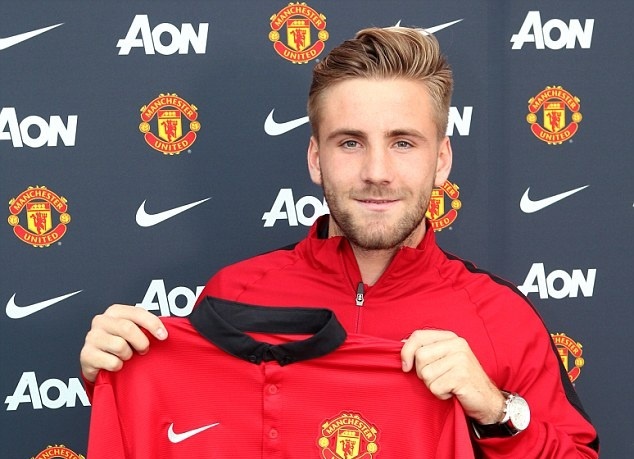 Không thể phủ nhận khả năng của Luke Shaw trong màu áo Southampton. Tuy nhiên, mức giá 27 triệu bảng (có thể lên 31 triệu bảng) là sự đầu tư quá mạo hiểm của Man Utd. Hiện tại, tài năng trẻ 18 tuổi này chưa thể hiện được nhiều trong hệ thống chiến thuật mới của HLV Van Gaal.
