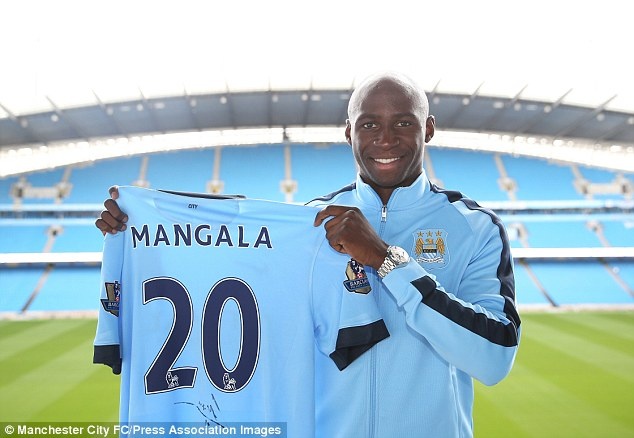 Mangala chưa thể ra mắt Man City nhưng mức giá 32 triệu bảng đã ít nhiều nói lên đẳng cấp của thương vụ này. Đây cũng là trung vệ đắt giá nhất lịch sử chuyển nhượng của Premier League.