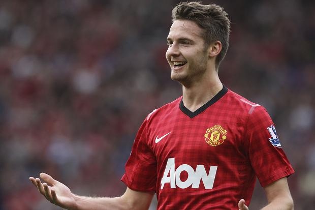 Tuyển thủ U21 Anh là bản hợp đồng rất được kỳ vọng dưới thời Sir Alex Ferguson. Mùa trước Powell cũng gây ấn tượng mạnh trong màu áo Wigan theo diện cho mượn. Tuy nhiên, tài năng trẻ 21 tuổi vẫn chưa thể ghi điểm trong mắt Van Gaal nên tiếp tục bị đẩy Leicester để trau dồi kinh nghiệm.