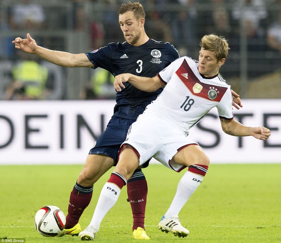 Highlight: Duc 2-1 Scotland hinh anh