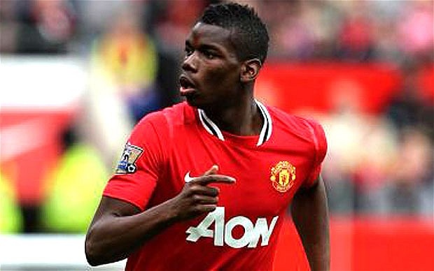 Là ngôi sao sáng nhất của lò đào tạo trẻ M.U, song Pogba lại không được Sir Alex Ferguson đãi ngộ theo yêu cầu. Quá ức chế, sao mai 21 tuổi người Pháp quyết định chuyển tới Juventus vào hè 2012 theo diện chuyện nhượng tự do. Sau này, Sir Alex thừa nhận để Pogba ra đi là một trong những sai lầm lớn nhất trong sự nghiệp cầm quân của ông tại Old Trofford.