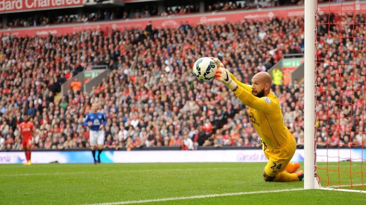 Hàng thủ Everton chịu sự tra tấn khủng khiếp từ các chân sút Liverpool trong trận derby vùng Merseyside trong trận đấu sớm nhất vòng 6 NH Anh. Tuy vậy, trước phong độ chói sáng của Tim Howard, The Kop chỉ có 1 bàn thắng nhờ tài sút phạt của Steven Gerrard. Theo thống kê, Howard truy cản thành công 7 pha dứt điểm của Liverpool.