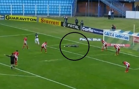 Thu mon den dui dinh ban phan luoi hai huoc nhat nam hinh anh