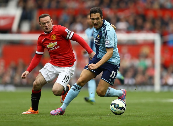 Diem tin 1/10: M.U da giao huu de tim lai phong do hinh anh