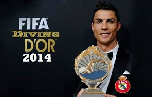 Anh vui Ronaldo gianh Cau thu an va xuat sac nhat FIFA hinh anh