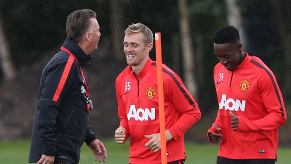 Van Gaal bi che gieu vi da ban Welbeck hinh anh