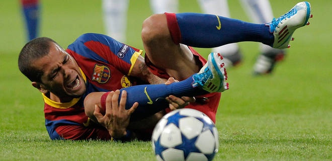 Alves an va sau tinh huong tranh chap voi Pepe hinh anh