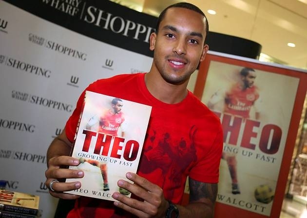 Nhắc đến Theo Walcott, người hâm mộ sẽ nghĩ đến chuyên gia chạy cánh của Arsenal và đội tuyển Anh với những cú bứt tốc của một chiếc F1. Tuy nhiên, ít ai biết rằng Walcott còn là tác giả của những cuốn sách thiếu nhi. Tính đến lúc này, Walcott đã cho ra mắt 4 tác phẩm, tất cả đều nói về những chuyến phiêu lưu của một nhân vật hư cấu có tên T.J. Tháng 8/2011, Walcott cũng cho ra cuốn tự truyện có tên “Theo, Growing Up Fast” nói về những năm tháng đầu tiên bước vào sự nghiệp thi đấu.