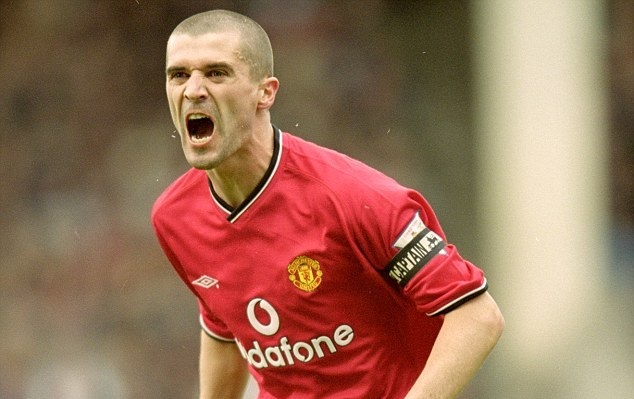 Năm 1993, Sir Alex Ferguson đã phá kỷ lục chuyển nhượng bóng đá Anh khi bỏ ra 3,75 triệu bảng để mua Roy Keane từ Nottingham. Ngay lập tức danh thủ người Ireland chứng tỏ anh đủ sức thay thế Bryan Robson trong vai trò thủ lĩnh Quỷ đỏ. Trong 12 năm phục vụ M.U, những đóng góp của Keano tại Nhà hát của những giấc mở và Premier League là vô giá. 