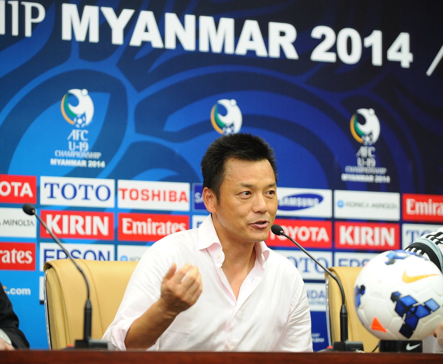 HLV Zheng Xiong cho rằng đây là chiến thắng có phần may mắn của U19 Trung Quốc.