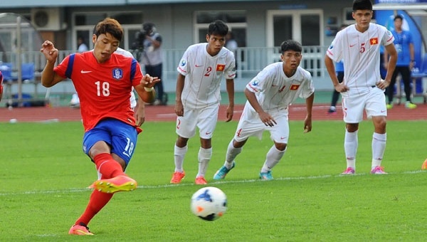 U19 Viet Nam thua dam U19 Han Quoc 0-6 hinh anh