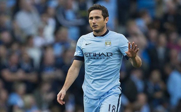Thi đấu ở vị trí tiền vệ song Lampard lại sở hữu khả năng săn bàn chẳng khác gì tiền đạo đẳng cấp. Sau 312 lần ra sân tại NH Anh dưới màu áo Chelsea và Man City trong 10 năm qua, lão tướng 36 tuổi ghi 127 bàn cùng 76 pha kiến tạo.