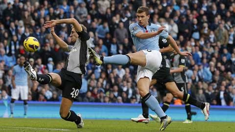 Man City - Tottenham: Man xanh tang toc hinh anh