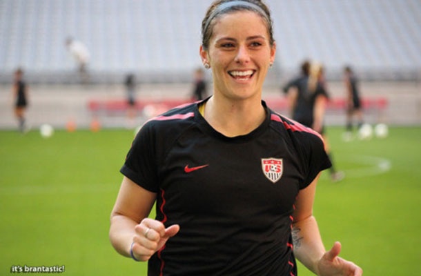 Dù đã 30 tuổi nhưng Krieger vẫn sở hữu vẻ đẹp đằm thắm mà bất kỳ chàng trai nào cũng muốn hẹn hò. Tiền vệ ngôi sao hiện là thành viên của CLB Washington Spirit và đội tuyển nữ Mỹ.