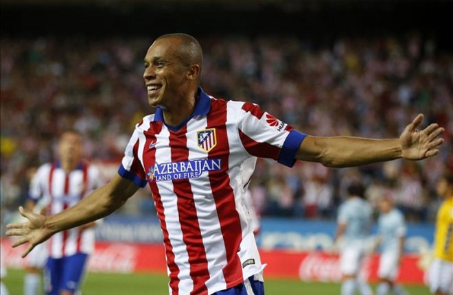 Miranda tiếp tục duy trì màn trình diễn thuyết phục kể từ mùa trước. Ngoài việc giữ vai trò là đá tảng nơi hàng phòng ngự, tuyển thủ người Brazil còn hỗ trợ đắc lực cho hàng công khi ghi 3 bàn và 3 lần mở ra cơ hội cho đồng đội sau 8 lần ra sân.