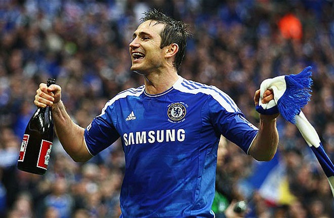 Ngoài nhiệm vụ kiến tạo, Lampard còn rất xuất sắc trong việc ghi bàn. Sau 104 lần ra sân tại đấu trường Champions League, Lão tướng người Anh ghi dấu ấn trong 41 bàn thắng với 20 pha lập công và 21 lần kiến tạo.