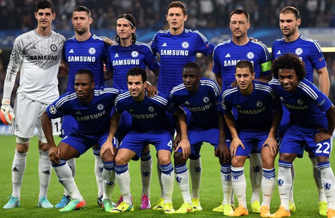 Doanh thu bán áo của Chelsea bị ảnh hưởng sau sự ra đi của Lampard và Torres, song The Blues lại nhận được sự bù đắp từ Fabregas, Costa và Drogba. Nhờ đó, lượng áo bán ra của đội chủ sân Stamford Bridge vẫn duy trì ở mức rất cao – 910 nghìn chiếc. Terry, Hazard, Oscar, Costa, Fabregas và Drogba là những tên áo bán tốt nhất.