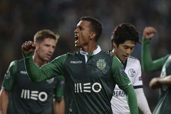 Diem tin 7/11: M.U muon dua Nani tro lai vao thang 1 hinh anh