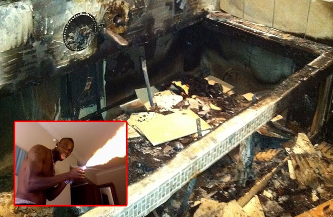 Ben trong biet thu Balotelli dot chay bang phao hoa hinh anh