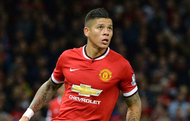 Rojo cập bến Old Trafford trong hè vừa qua với giá 16 triệu bảng. Điểm mạnh ở ngôi sao người Argentina là tốc độ và khả năng đeo bám. Tại giải năm nay, hậu vệ 24 tuổi gây dấu ấn với  37 lần hóa giải những pha lên bóng của đối thủ. Anh là một trong số ít cầu thủ M.U nhận được sự khen ngợi từ HLV Van Gaal.