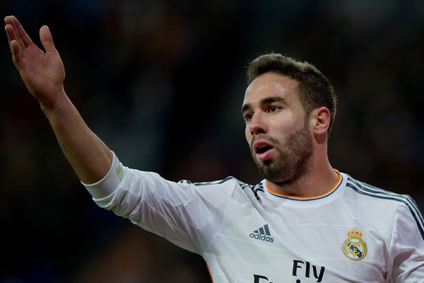 Carvajal chơi ngày một tiến bộ kể từ khi trở lại Bernabeu sau quãng thời gian lưu lạc ở Bayer Leverkusen. Tại mùa giải năm nay, tuyển thủ 22 tuổi người Tây Ban Nha thi đấu 12 trận cho Real, trong đó có 8 trận tại La Liga. Carvajal được cả HLV Carlo Ancelotti lẫn Chủ tịch Florentino Perez đánh giá rất cao.