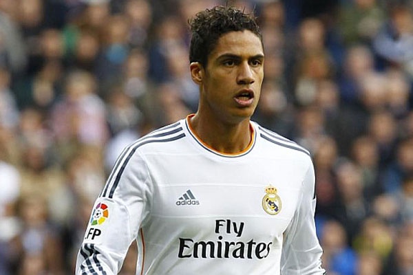 Dù mới 21 tuổi nhưng Varane đã có hơn 80 lần khoác áo Real và 15 lần phục vụ đội tuyển quốc gia Pháp. Điều đó chứng tỏ cựu sao mai của Lens đủ sức đánh bật Sergio Ramos ra khỏi đội hình chính của Kền kền trắng mùa tới.