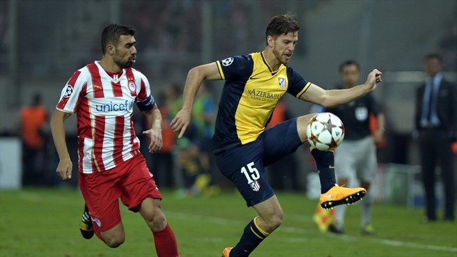 Ngôi sao chạy cánh Giannis Maniatis của Olympiakos hoàn toàn tắt điện trước sự kèm cặp của Ansaldi. Ngoài ra hậu vệ người Argentina còn rất tích cực lên hỗ trợ tấn công. Anh chính là người tung ra đường chuyền giúp Mandzukic nâng tỷ số lên 2-0 cho Atletico ở phút 38.