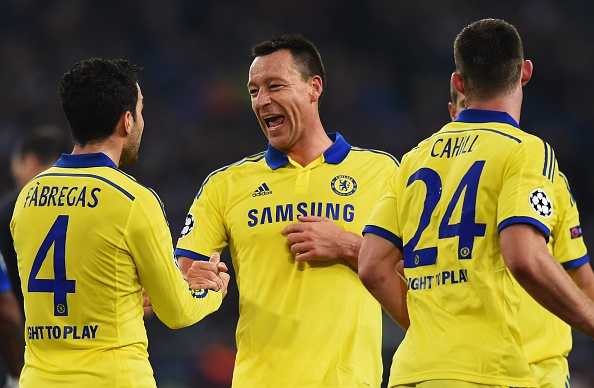 4 - John Terry trở thành hậu vệ thứ 4 cán mốc 10 bàn thắng trong lịch sử Champions League sau Roberto Carlos (16 bàn), Ivan Helguera (15) và Christian Panucci (11).