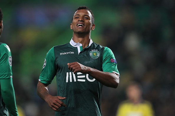 Cầu thủ thuộc biên chế M.U đang chơi bùng nổ trong màu áo Sporting Lisbon. Sau 5 lần ra sân tại Champions League mùa này, tiền vệ 27 tuổi ghi dấu ấn vào 6 bàn thắng (4 pha lập công, 2 lần kiến tạo), 2 trong số đó diễn ra ở cuộc tiếp đón Maribor (1 bàn, 1 kiến tạo).