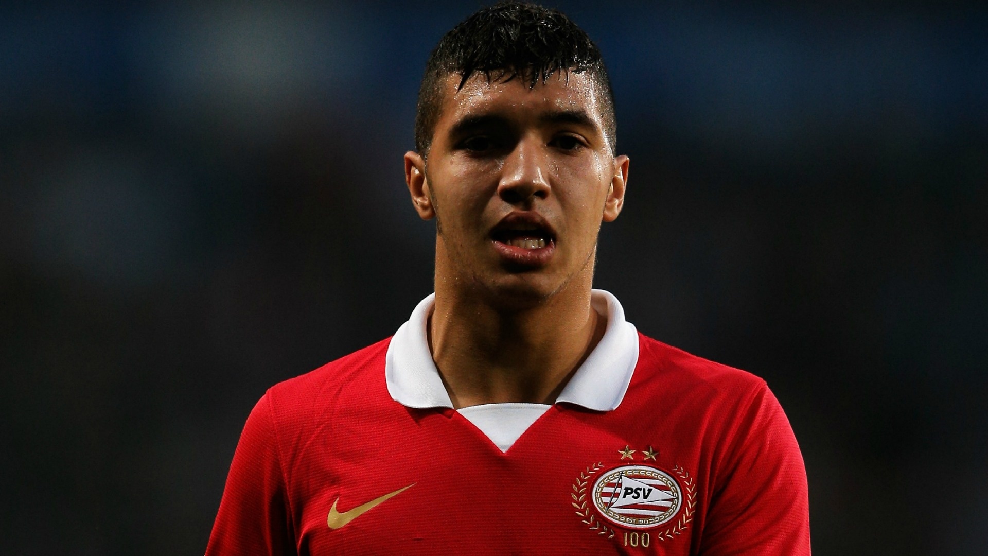 Bakkali là cầu thủ trẻ nhất lập hat-trick trong lịch sử Eredivisie (VĐQG Hà Lan). Cầu thủ chạy cánh người Bỉ vừa từ hối gia hạn hợp đồng với PSV. Đây là cơ hội tuyệt vời cho một số CLB hàng đầu tại Ngoại hạng Anh, Serie A và La Liga muốn sở hữu chữ ký của sao mai 18 tuổi này. Kết thúc mùa giải năm nay, Bakkali sẽ trở thành cầu thủ tự do.