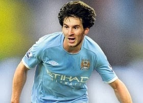 ‘Toi se co gang dua Messi toi Man City’ hinh anh