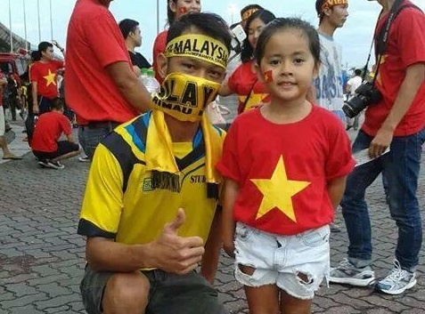 Cong dong mang Malaysia dang anh xin loi CDV VN hinh anh