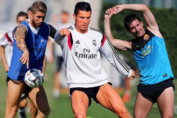 Ronaldo, Messi va nhung ngoi sao thich khoe dui tren san co hinh anh