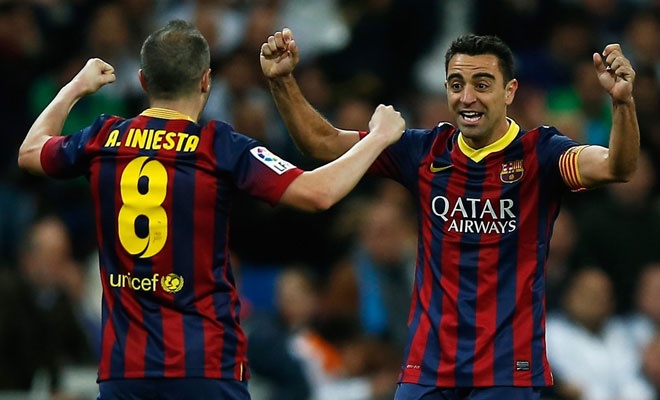 Giữa Xavi và Iniesta tồn tại thần giao cách cảm mà không cầu thủ nào trên thế giới có. Hai ngôi sao này có thể không nhìn mà vẫn chuyền bóng như đặt cho nhau đến từng cm. Đây cũng là điều dễ hiểu, bởi cả hai chơi cùng nhau từ đội trẻ tại lò đào tạo La Masia. Dù không ghi nhiều bàn thắng như những cặp đôi phía trên, nhưng Xavi và Iniesta vẫn được đánh giá là cặp đôi ăn ý nhất thế giới.