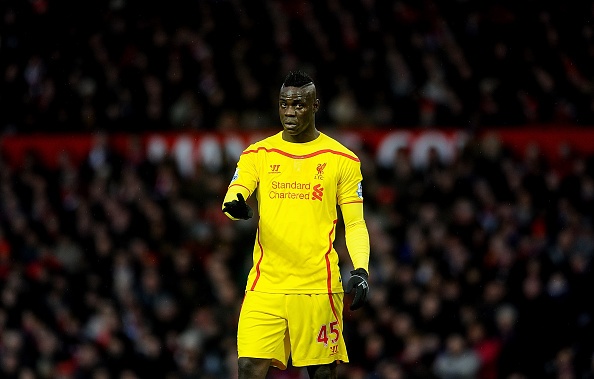Dù đang thi đấu rất mờ nhạt trong màu áo Liverpool, Mario Balotelli vẫn nhận được sự quan tâm đặc biệt của PSG và đội bóng cũ Inter Milan. Theo Daily Star, PSG sẵn sàng bỏ ra 10 triệu euro để đổi lấy chữ ký của tiền đạo người Ý trong tháng 1.
