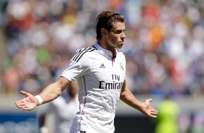 Chuyển sang Real Madrid với mức phí kỷ lục thế giới, Bale nhanh chóng khẳng định được tài năng của mình tại Bernabeu, và góp công không nhỏ giúp Los Blancos vô địch Champions League. Ở mùa này, Bale tiếp tục thi đấu ổn định và hứa hẹn sẽ còn có thể tăng tiếp điểm số.